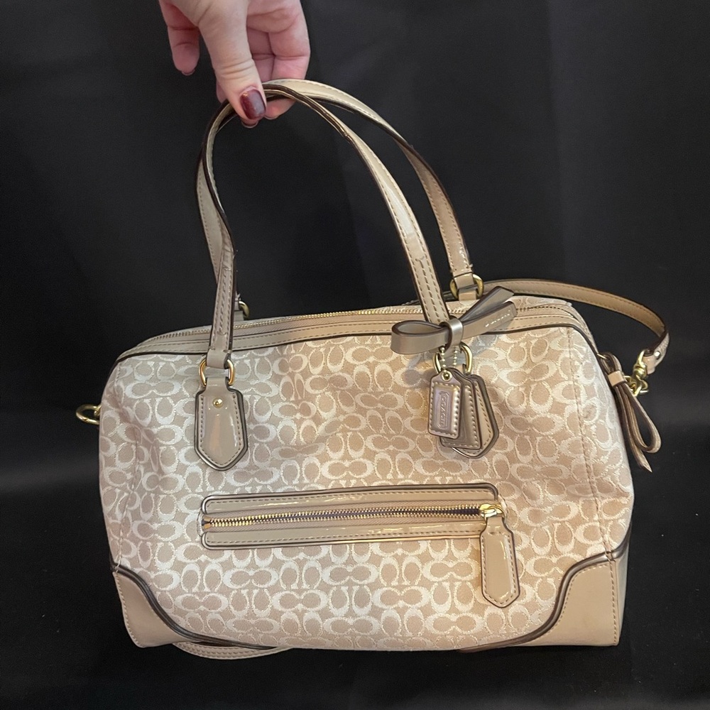 Authentic Coach Purse - Picture 3 of 9